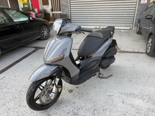 Piaggio Beverly 350 2014-thumb-5