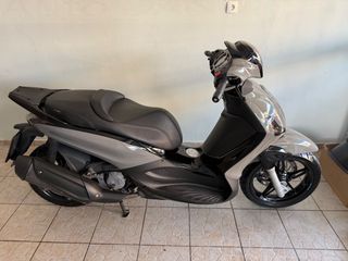 Piaggio Beverly 350 2014-thumb-10