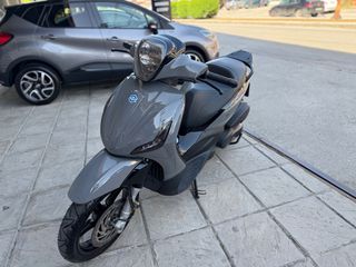 Piaggio Beverly 350 2014-thumb-11