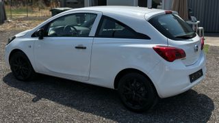 Opel Corsa 2015-thumb-6