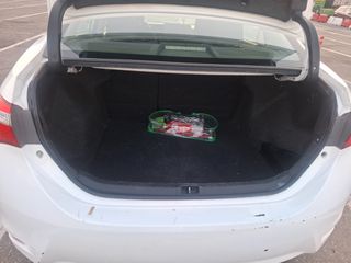 Toyota Corolla 2014-thumb-6