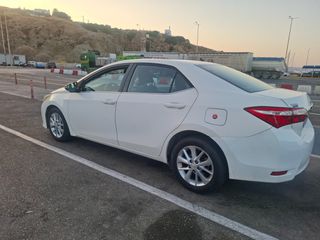 Toyota Corolla 2014-thumb-7