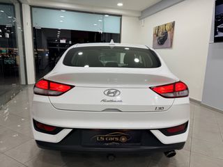 Hyundai i 30 2018 FASTBACK | LED | CAMERA | NAVI | EURO6-thumb-3