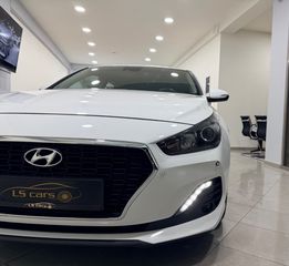 Hyundai i 30 2018 FASTBACK | LED | CAMERA | NAVI | EURO6-thumb-8