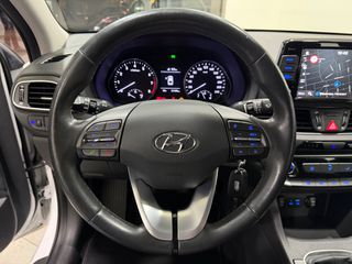 Hyundai i 30 2018 FASTBACK | LED | CAMERA | NAVI | EURO6-thumb-16