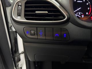 Hyundai i 30 2018 FASTBACK | LED | CAMERA | NAVI | EURO6-thumb-20