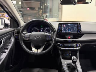 Hyundai i 30 2018 FASTBACK | LED | CAMERA | NAVI | EURO6-thumb-23