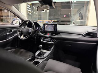 Hyundai i 30 2018 FASTBACK | LED | CAMERA | NAVI | EURO6-thumb-32
