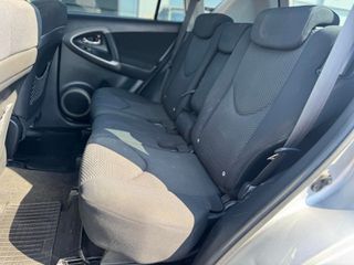 Toyota RAV 4 2006 2.0-thumb-32