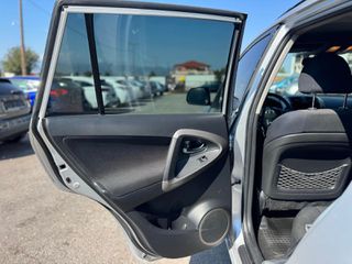 Toyota RAV 4 2006 2.0-thumb-26