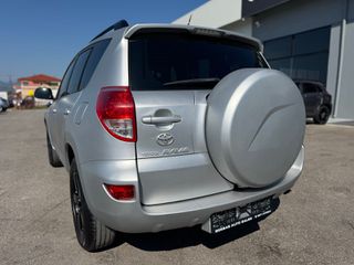 Toyota RAV 4 2006 2.0-thumb-10
