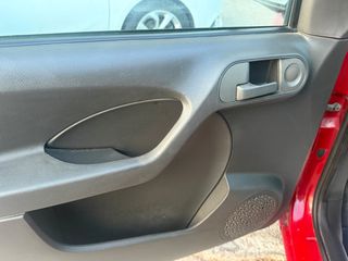 Fiat Panda 2008-thumb-17