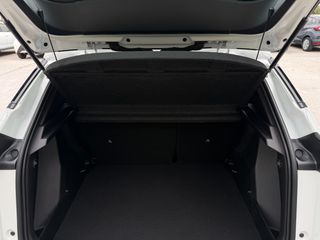 Peugeot 2008 2022 110 BlueHDi-thumb-34