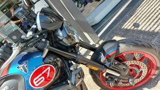 Triumph Trident 660 2026 TRIPLE TRIBUTE 660-thumb-3