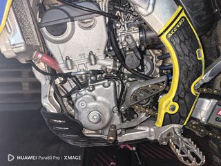 Suzuki RM-Z 250 2015-thumb-3