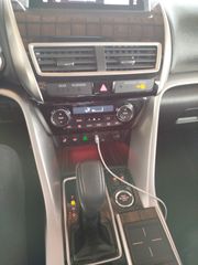 Mitsubishi Eclipse Cross 2018-thumb-3