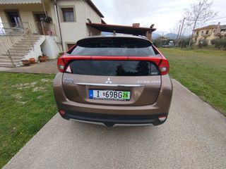 Mitsubishi Eclipse Cross 2018-thumb-6