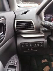 Mitsubishi Eclipse Cross 2018-thumb-8