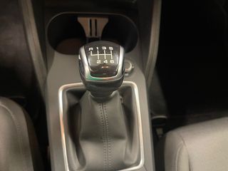 Audi Q2 2021-thumb-23