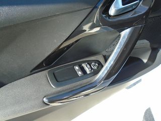 Peugeot 208 2018 1.6BlueHDi 100 ACTIVE-thumb-10