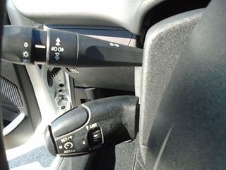 Peugeot 208 2018 1.6BlueHDi 100 ACTIVE-thumb-12