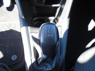 Peugeot 208 2018 1.6BlueHDi 100 ACTIVE-thumb-14