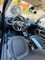 Smart ForTwo 2019-thumb-6