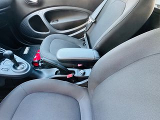 Smart ForTwo 2019-thumb-7