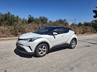 Toyota C-HR 2017-thumb-5