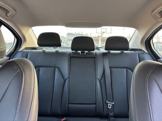 Bmw 330 2022 G20 LCI (facelift 2022)-thumb-6