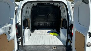Ford Courier 2021 1.0 TCi A/C BENZINH EURO 6!!!-thumb-3