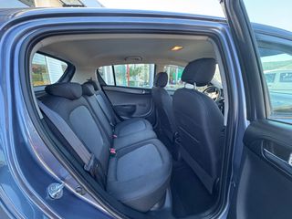 Hyundai i 20 2013 1.1 CRDI-BLUE DRIVE-thumb-11