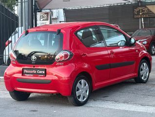 Toyota Aygo 2009-thumb-6