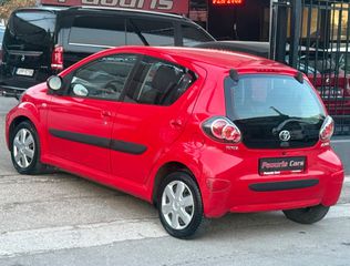Toyota Aygo 2009-thumb-11