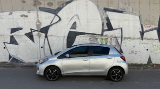 Toyota Yaris 2015 • S • PANORAMA • NAVI •  1.3cc • 6ταχυτο •-thumb-3