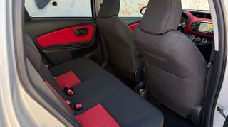 Toyota Yaris 2015 • S • PANORAMA • NAVI •  1.3cc • 6ταχυτο •-thumb-31
