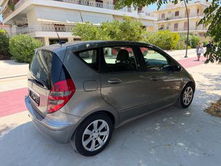 Mercedes-Benz A 150 2008-thumb-1
