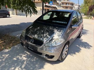 Mercedes-Benz A 150 2008-thumb-16