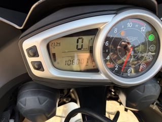 Triumph Tiger 1050 2010-thumb-11