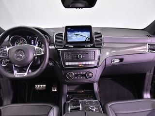 Mercedes-Benz GLE 63AMG 2018 Coupe-thumb-5