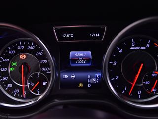 Mercedes-Benz GLE 63AMG 2018 Coupe-thumb-6