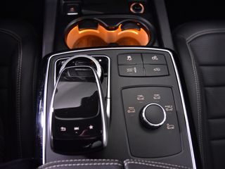 Mercedes-Benz GLE 63AMG 2018 Coupe-thumb-9