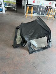 SOFT TOP ΜΕ ΑΠΟΣΠΟΜΕΝΑ ΠΑΡΑΘΥΡΑ KAI ΣΚΕΛΕΤΟΣ-thumb-2