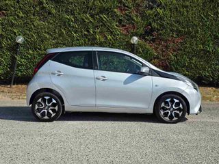 Toyota Aygo (X) 2021-thumb-3
