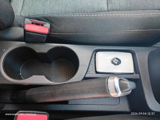 Renault Captur 2022 SUPERCARS XANIA-thumb-6