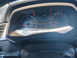 Renault Captur 2022 SUPERCARS XANIA-thumb-13