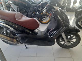 Piaggio Beverly 250 2008-thumb-2