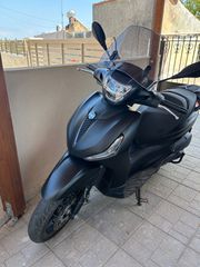 Piaggio Beverly 300 2022-thumb-1