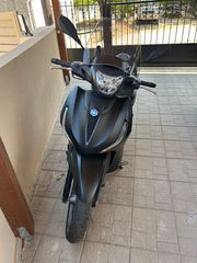 Piaggio Beverly 300 2022-thumb-8