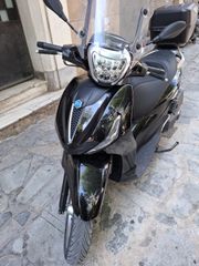 Piaggio Beverly 400 2024